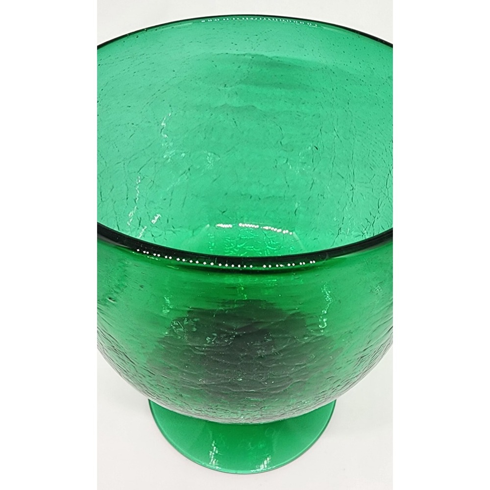Vintage Hand‎ Blown Emerald Green Crackle Glass Footed Pedestal Vase 6.25 In - Picture 5 of 6